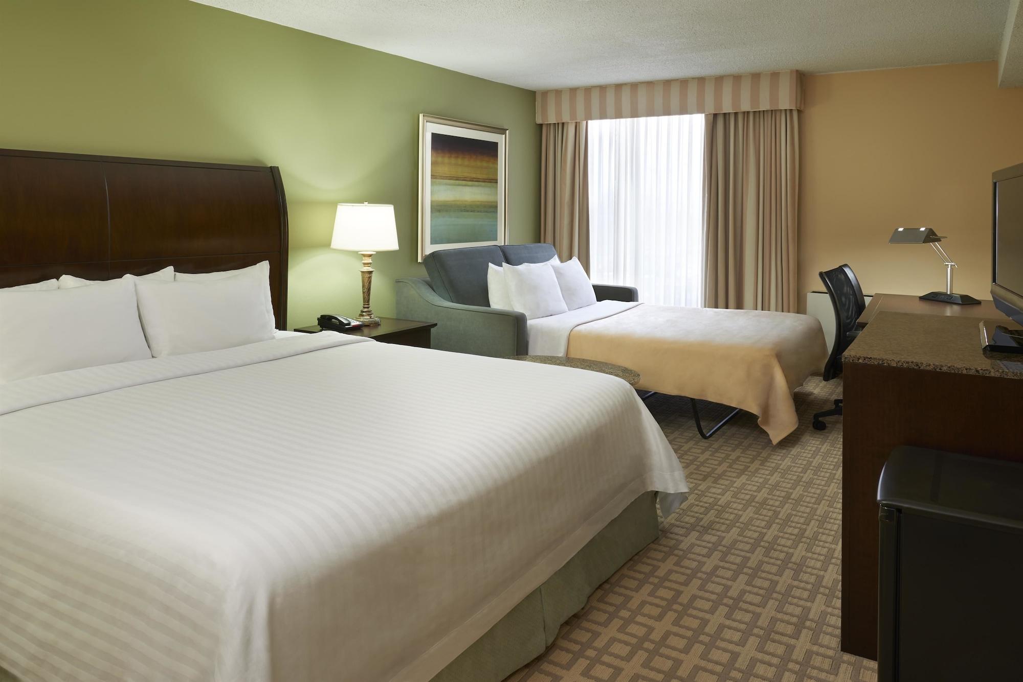 Hotel Carlingview Toronto Airport Mississauga Exterior foto