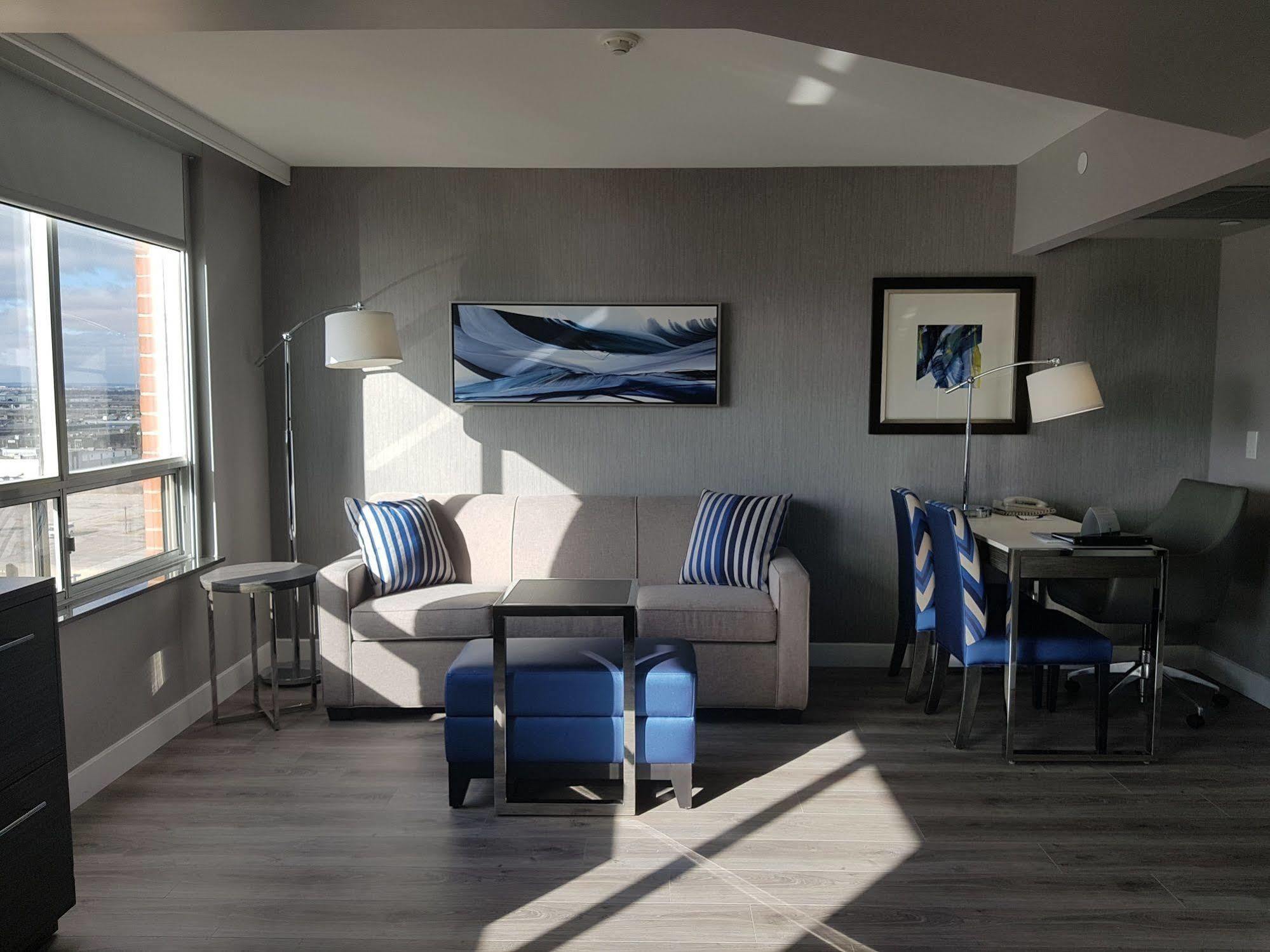 Hotel Carlingview Toronto Airport Mississauga Exterior foto